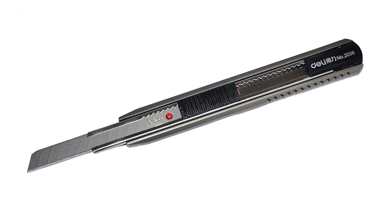 TRINCHETA METAL DELI 2036 SK5 .9.mm