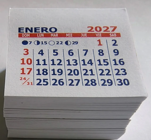 CALENDARIO 2027 - 5 x 5 cm.